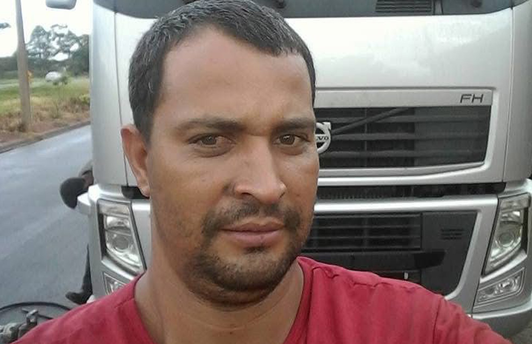 'Estamos arrasados', diz irmã de borracheiro morto a tiros dentro de oficina em Guariba, SP