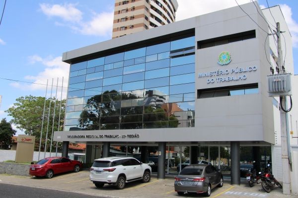 Sócio de supermercado em Floriano é condenado a pagar R$ 100 mil por assédio sexual contra funcionárias 