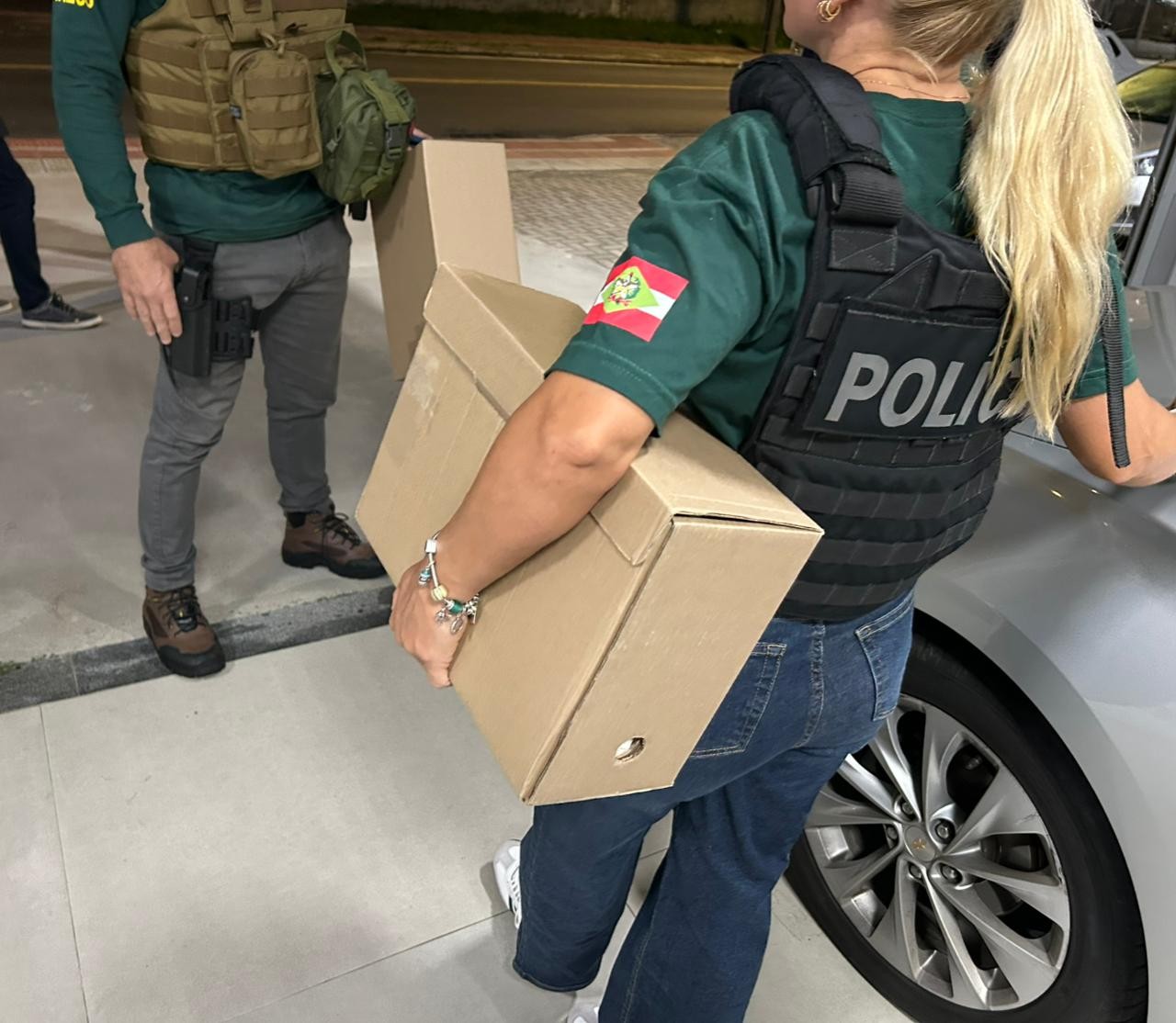 Suspeitos de elaborar editais para fraudar licitações em prefeituras de SC são alvo de operação