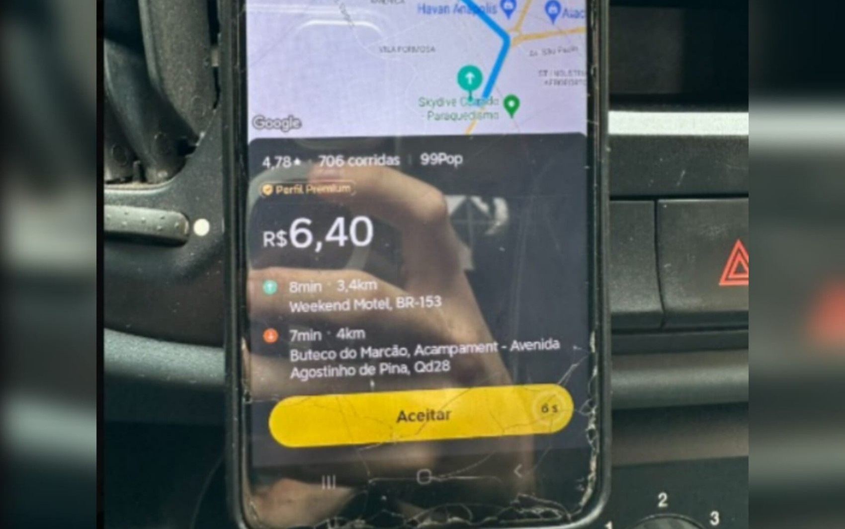 Motorista de app impressiona ao mostrar corrida em que cliente saiu de motel e foi até bar em uma manhã de segunda-feira