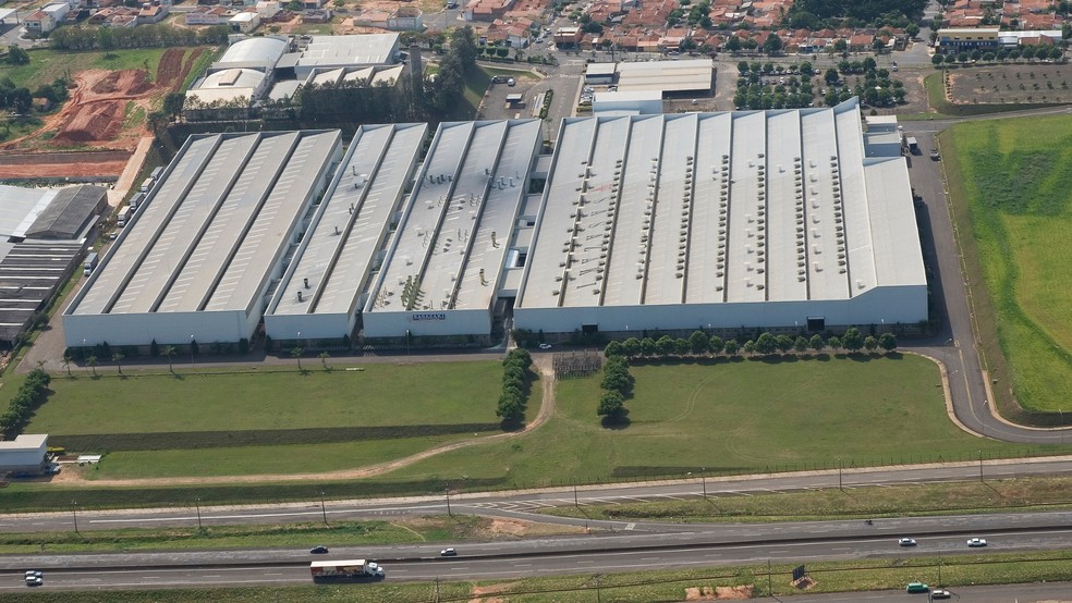 2 de 2
F&aacute;brica de empresa de janelas Sasazaki de Mar&iacute;lia (SP) &mdash; Foto: Reprodu&ccedil;&atilde;o