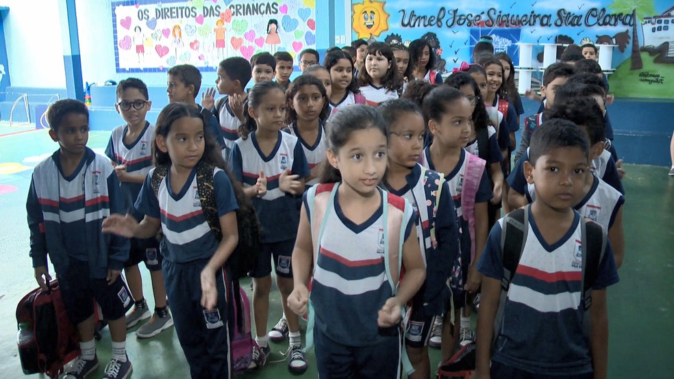 Escolas em Vila Velha mudam sinais sonoros para músicas brasileiras e sons mais leves — Foto: Reprodução/TV Gazeta