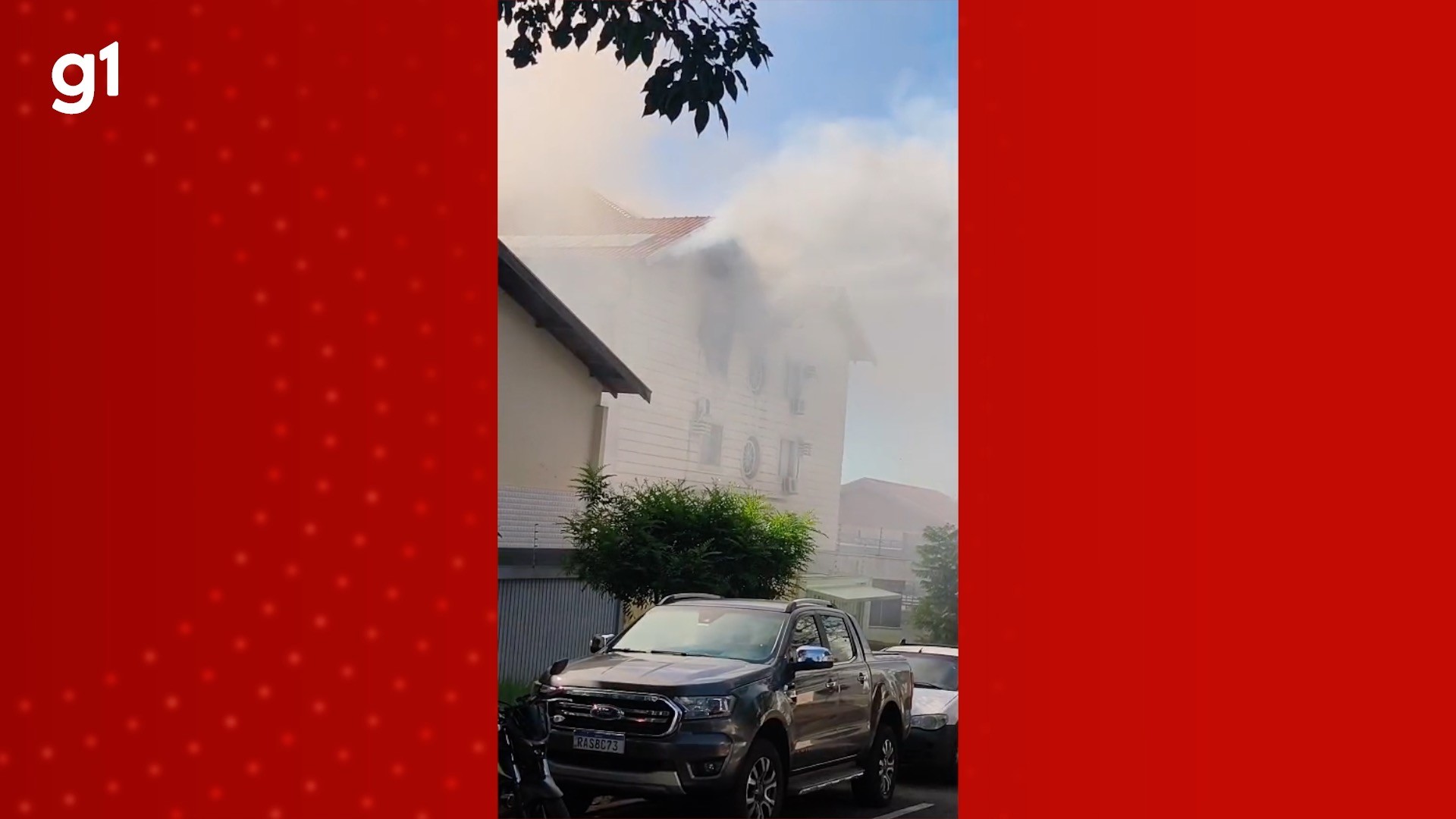 Fogo começa em quarto e deixa apartamento parcialmente destruído em Campo Grande