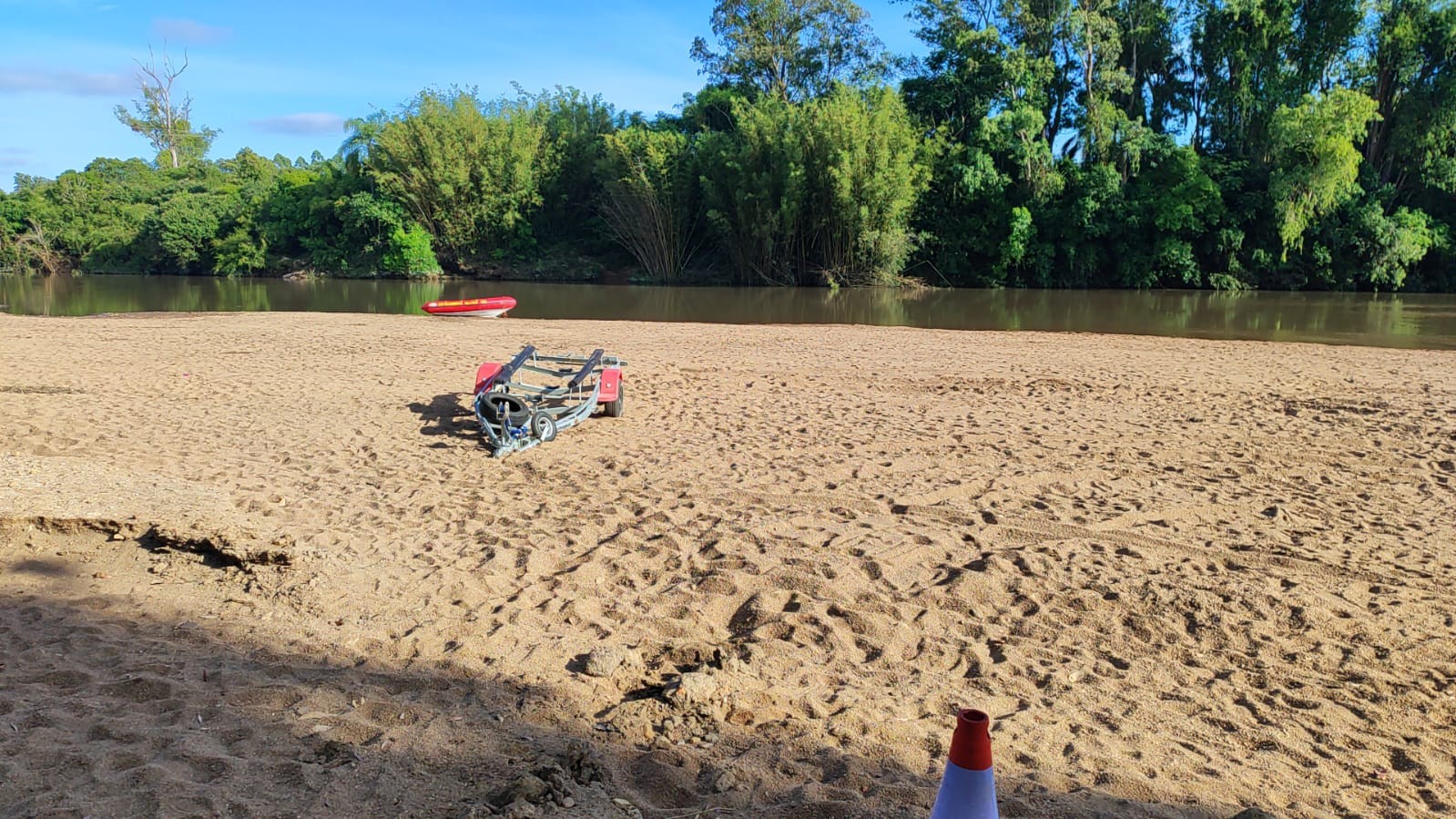Jovem morre após salvar irmã de se afogar em arroio em Pelotas