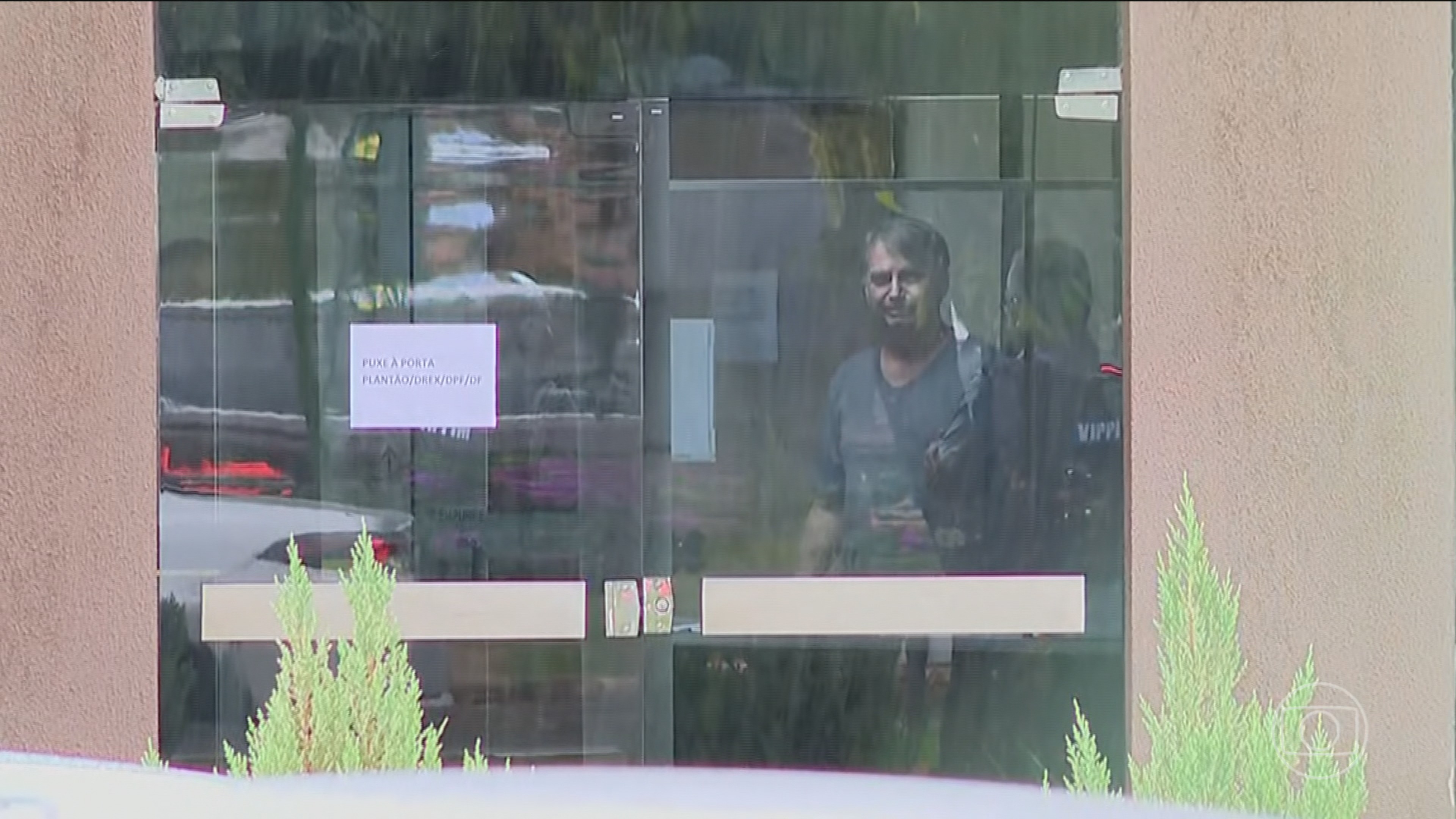 STF mantém prisões de Bolsonaro e dos outros condenados do núcleo crucial da trama golpista