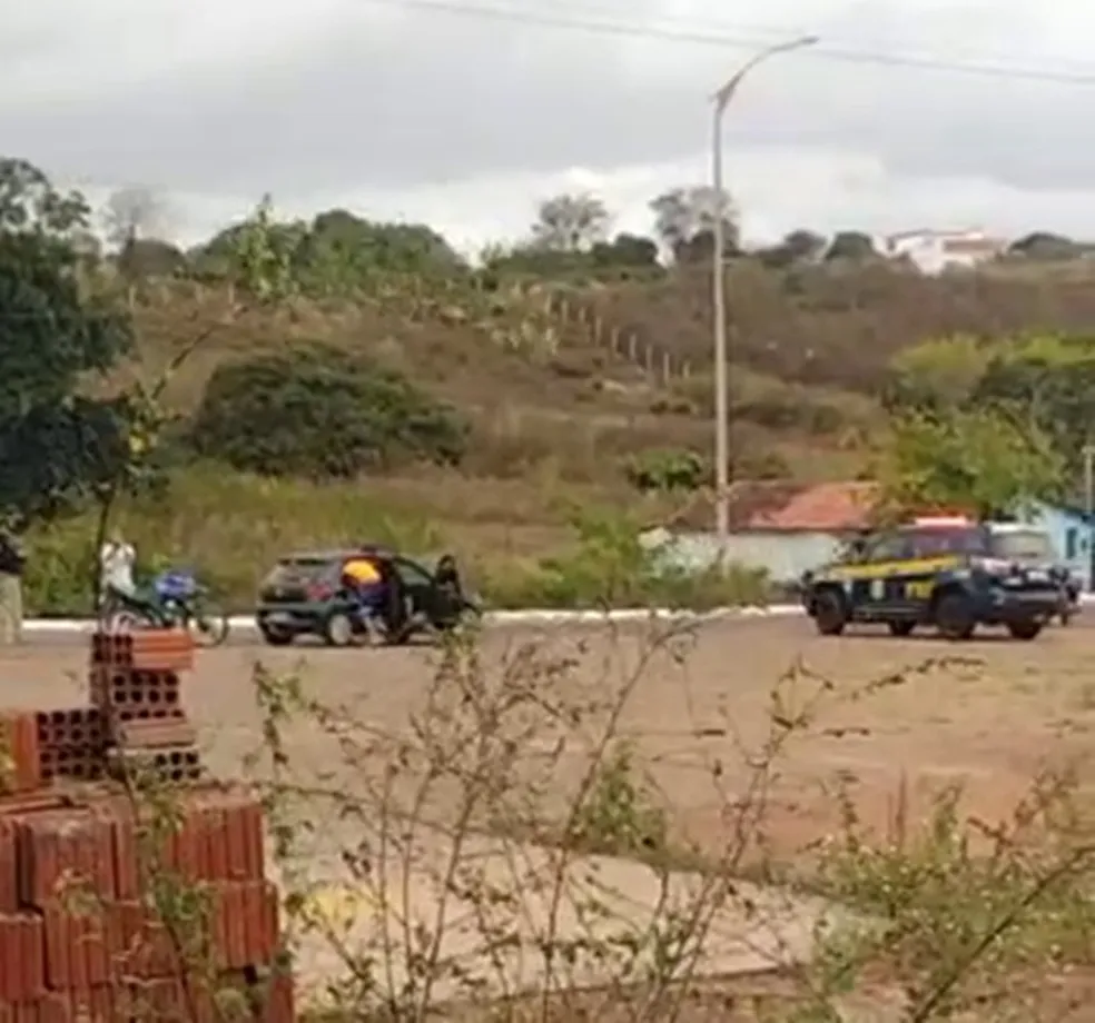 Blitzes realizadas pela PF durante o 2º turno das eleições foram denunciadas por prefeitos. — Foto: Reprodução/Twitter