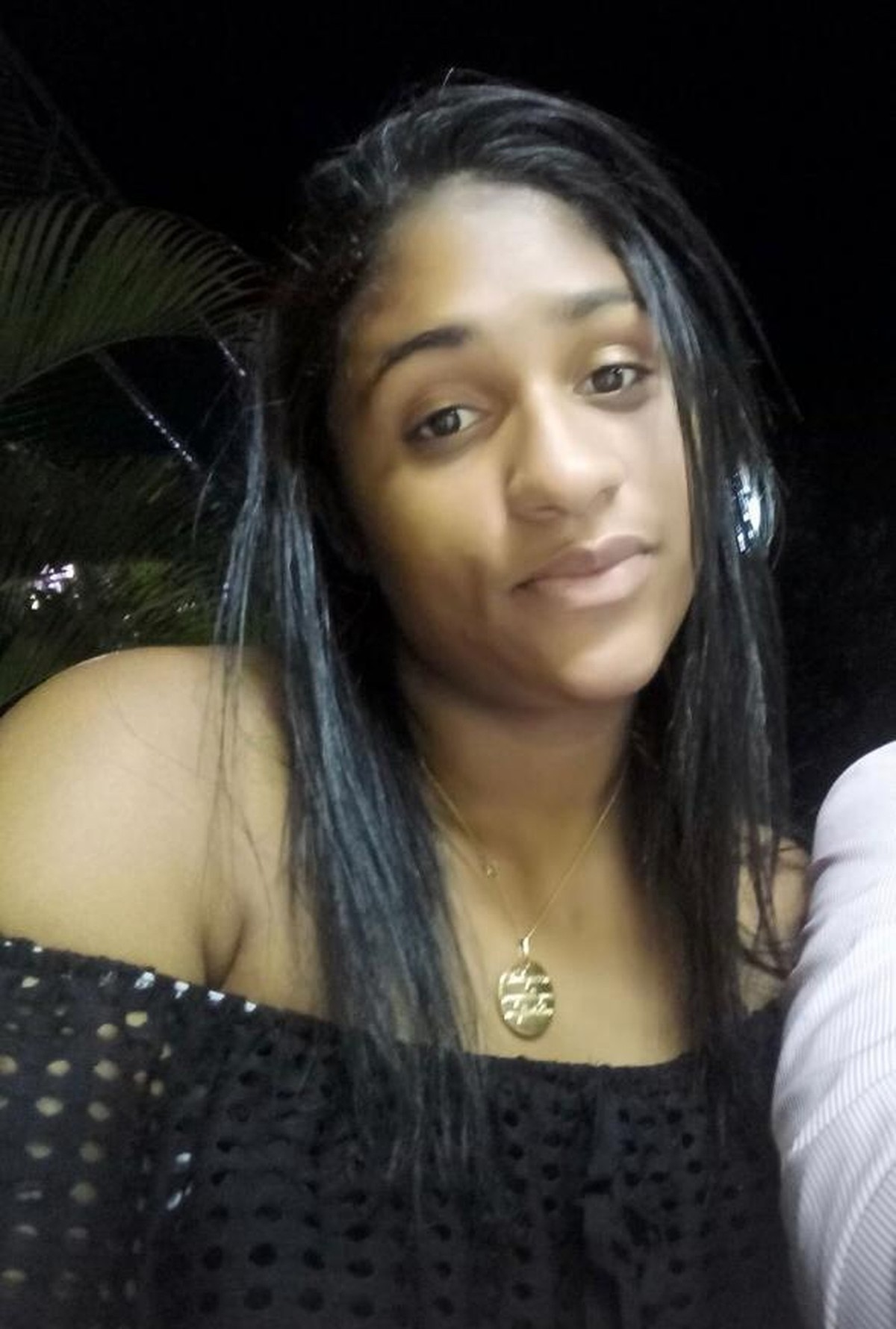 Corpo De Mulher Morta Ap S Ser Espancada Com Panela De Press O Pelo Ex Marido Enterrado Em