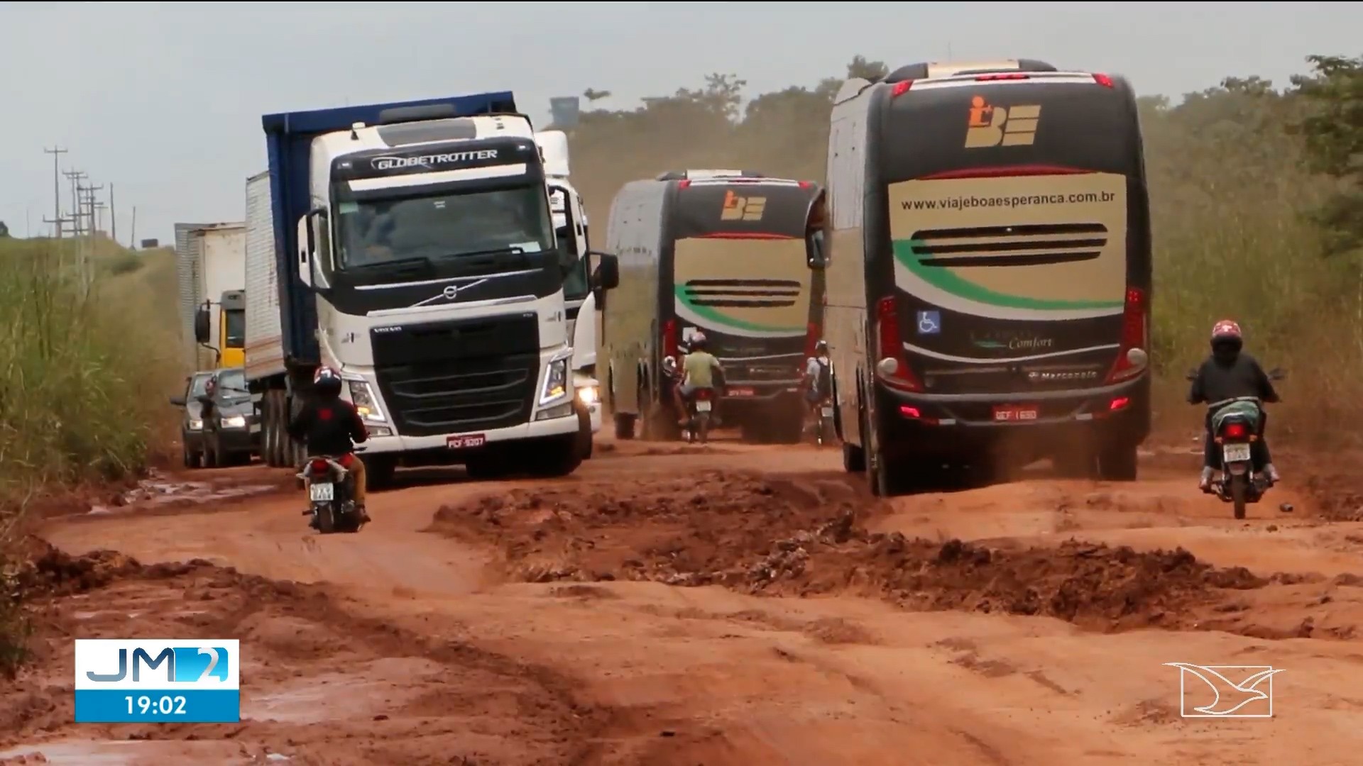 VOLVO FMX 540 2022 para enfrentar operações off road 