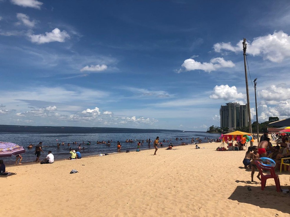 Temperatura chegou a 34,6°C na capital do Amazonas. — Foto: Rebeca Beatriz/G1 AM