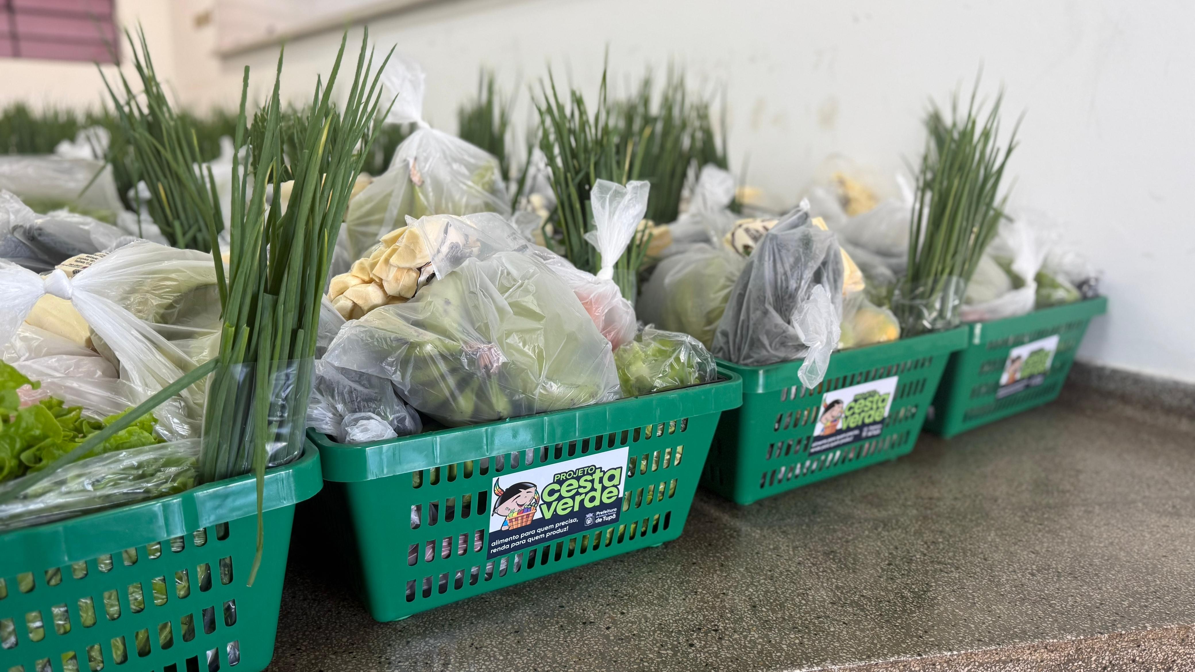 Programa 'Cesta Verde' entrega alimentos de qualidade a 90 famílias