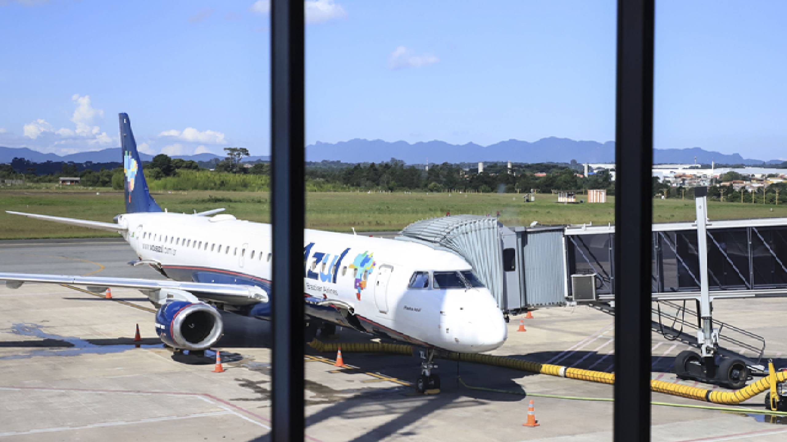 Voo é cancelado após passageiro fazer falsa ameaça de bomba no Paraná