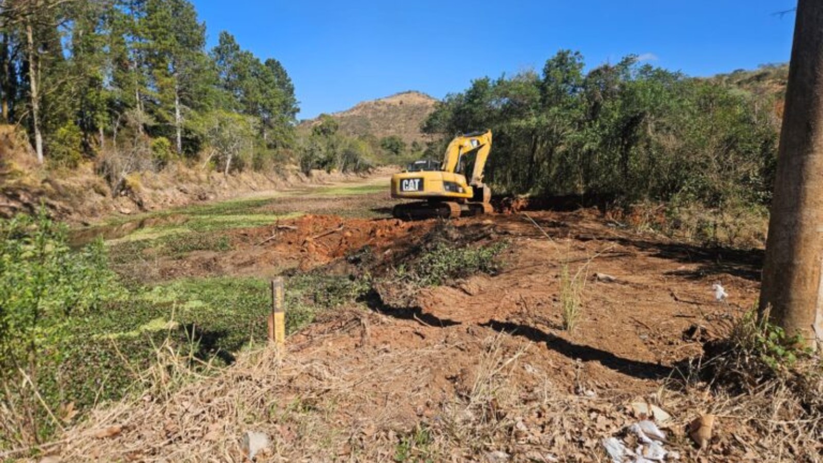 Prefeitura de Poços de Caldas inicia obras de reconstrução da ponte da Av. Celanese