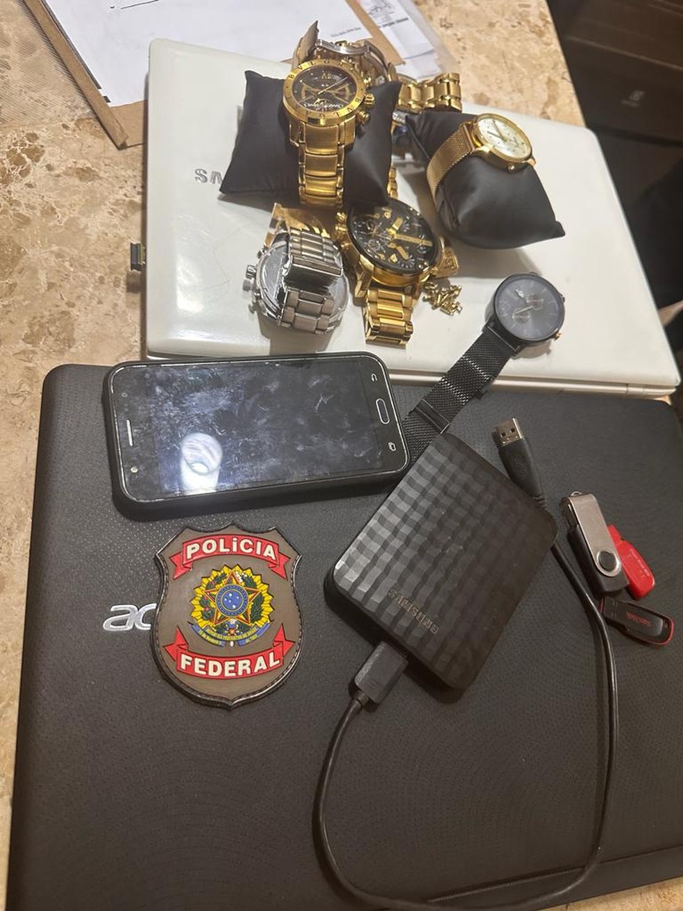Objetos apreendidos durante operação Fim de Carreira — Foto: PF/Divulgação