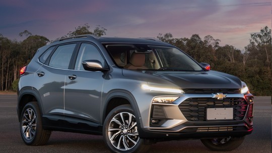Chevrolet lança novos SUVs no Brasil: Tracker renovado, Captiva de volta e inédito Spark - Marca apresenta quatro modelos, incluindo o Onix Plus e o inédito Spark elétrico, para disputar mercado com BYD e outras montadoras chinesas.