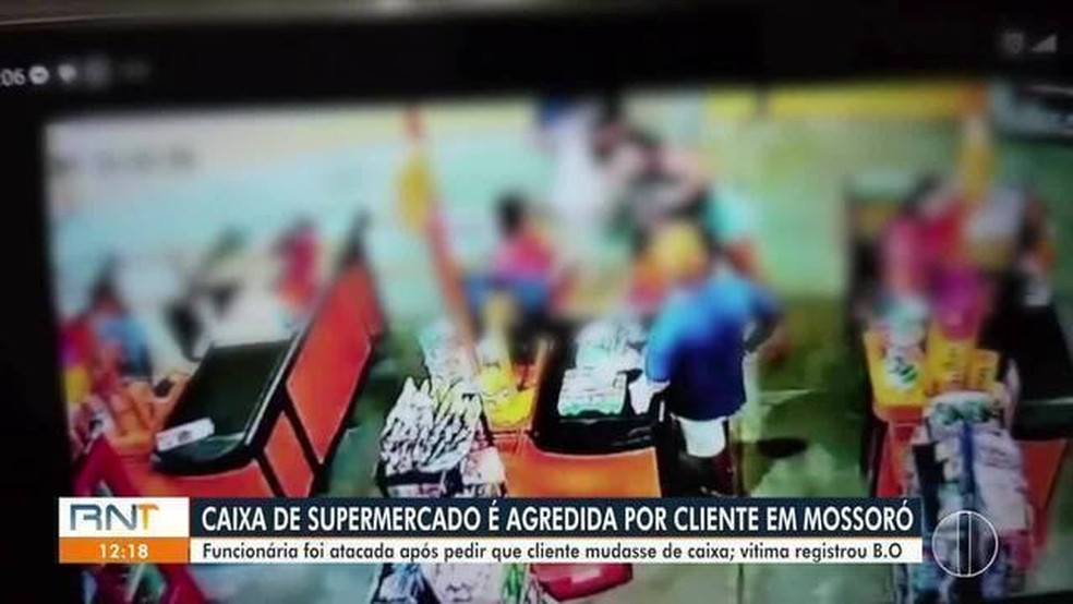Funcionária de supermercado é agredida por cliente em Mossoró — Foto: Reprodução