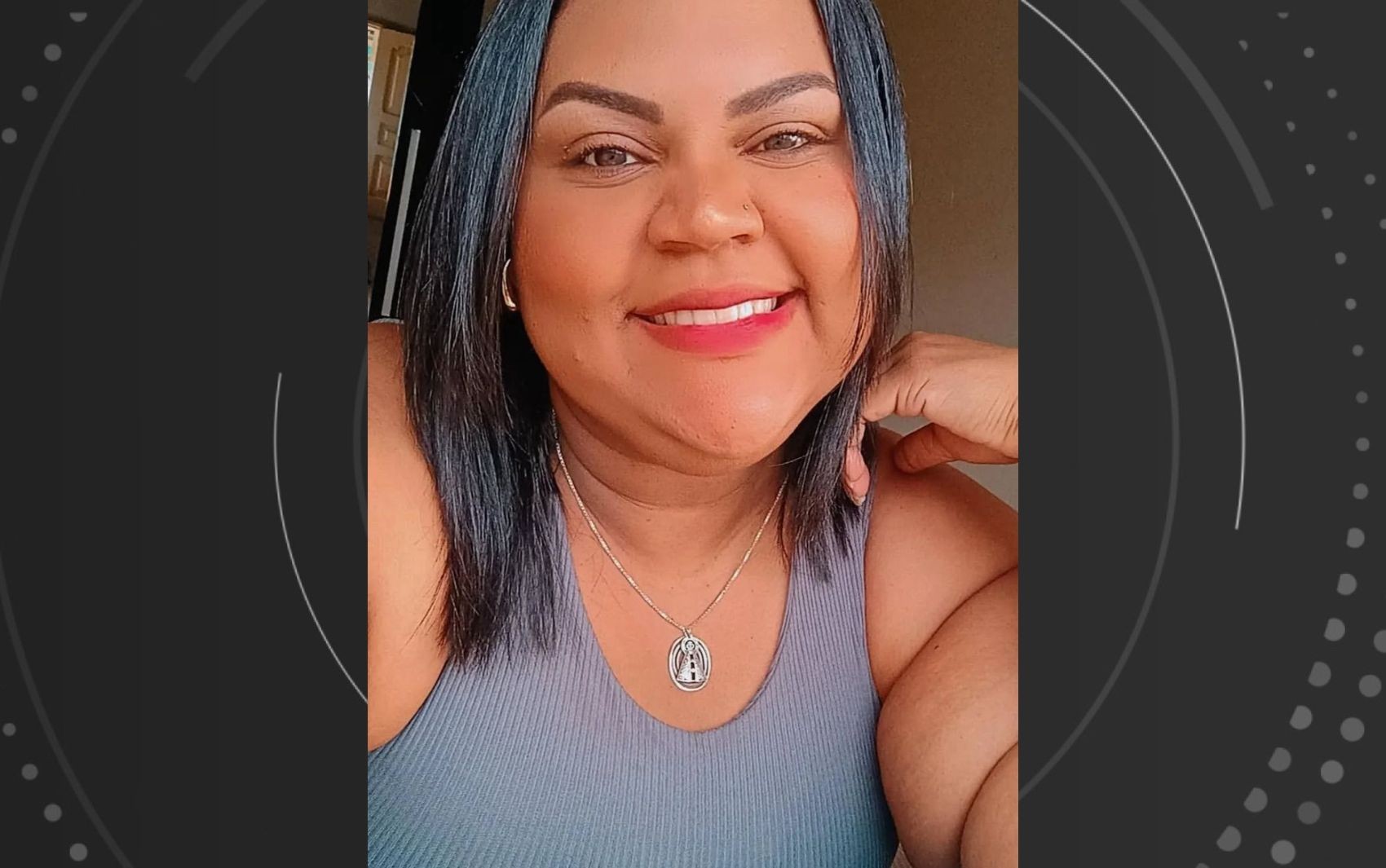 Técnica de enfermagem morre após carro sair da pista e cair em área de mata na Bahia