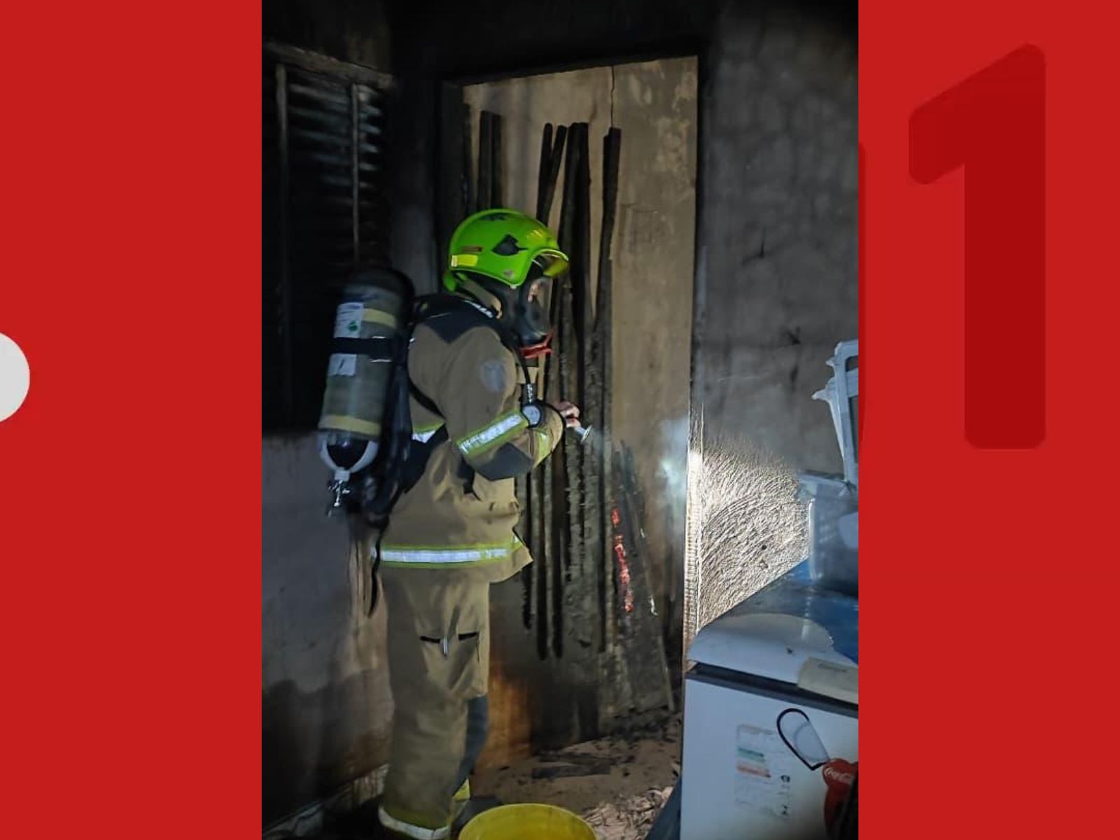 Idosa cadeirante de 88 anos morre carbonizada após incêndio em casa de Rio Branco 