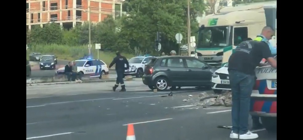 Local onde Rondoniense morreu após acidente de moto em Lisboa — Foto: Reprodução/ Correio da Manhã