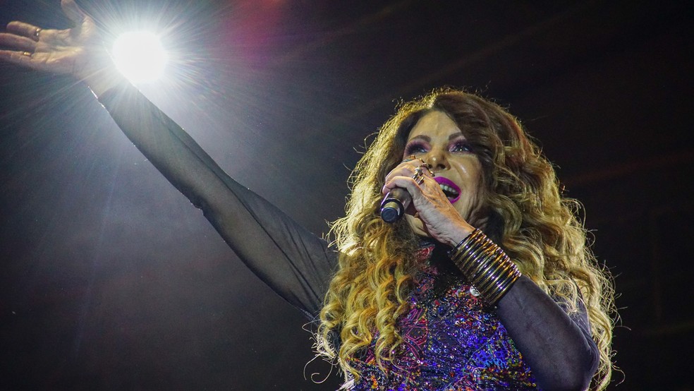 A cantora Elba Ramalho fará show no São João de Baturité neste sábado (10) — Foto: Gabriel Bukalowski/g1 PR