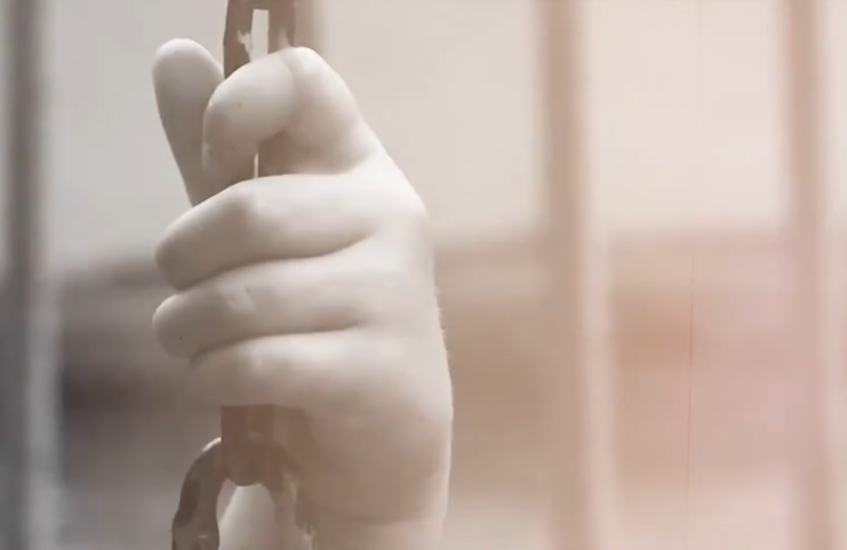 Conselho Tutelar apura mais três suspeitas de abuso em escola de Petrópolis; saiba como os pais podem orientar os filhos