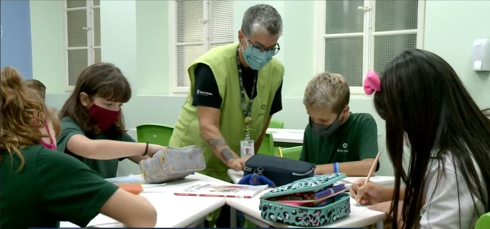 Papa Francisco responde cartas de estudantes de escola de SC: 'A gente fez  com todo o amor e carinho', diz aluna, Santa Catarina