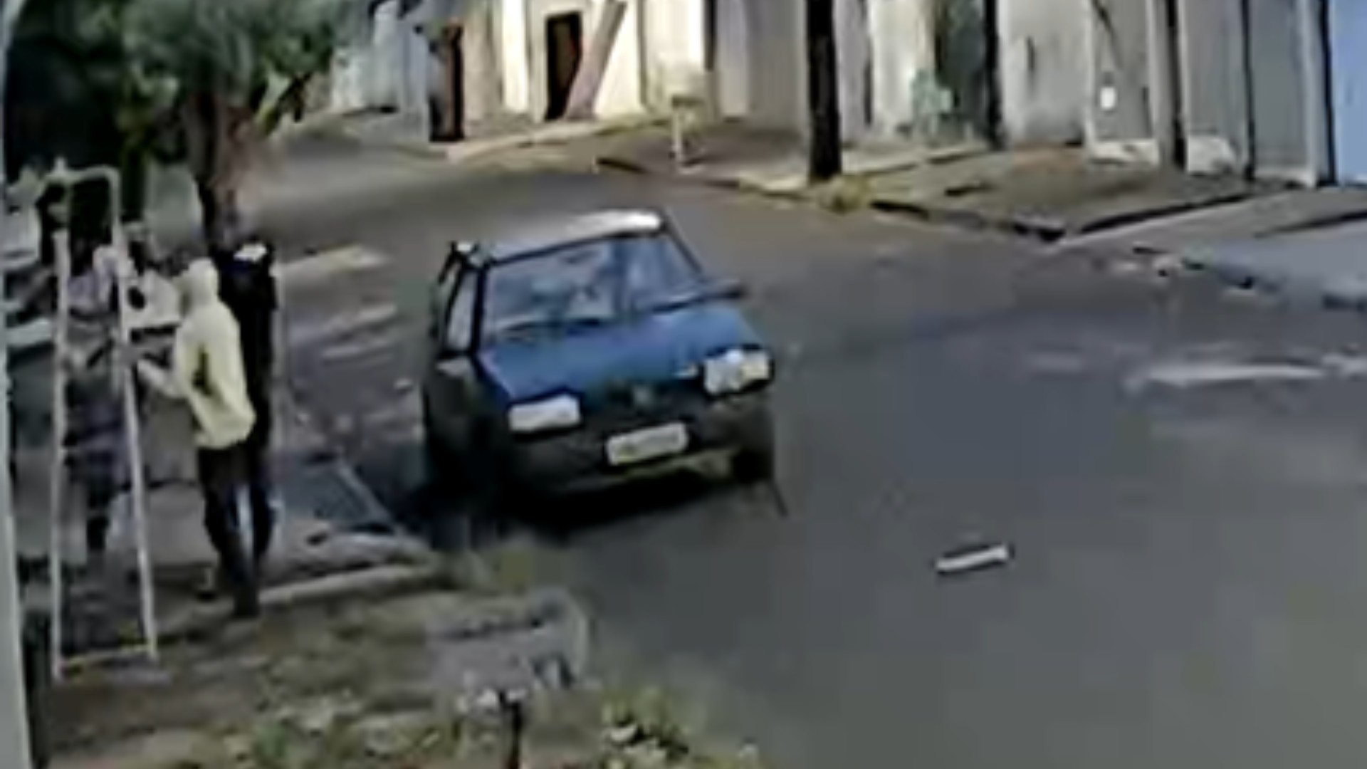 Ladrões invadem casa e acordam morador para perguntar onde o dinheiro está em MG