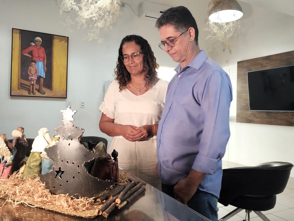 Lucinha Mota e Sandro Sandro Romilton, pais da menina Beatriz Angélica — Foto: Emerson Rocha / g1 Petrolina