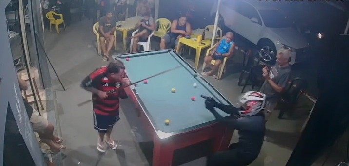 Homem é morto a tiros enquanto jogava sinuca em bar de Vila Muriqui, em Mangaratiba