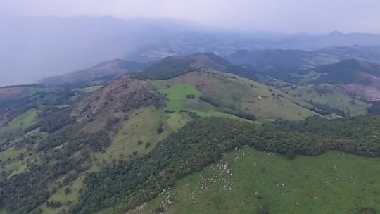 'Terras raras' são ponto-chave na geopolítica mundial, e Brasil tem potencial na área; entenda - Esses minerais compõem um grupo de 17 elementos químicos encontrados na natureza. Governo federal vem trabalhando iniciativas para desenvolver tecnologia nacional e atrair investimentos para o setor.