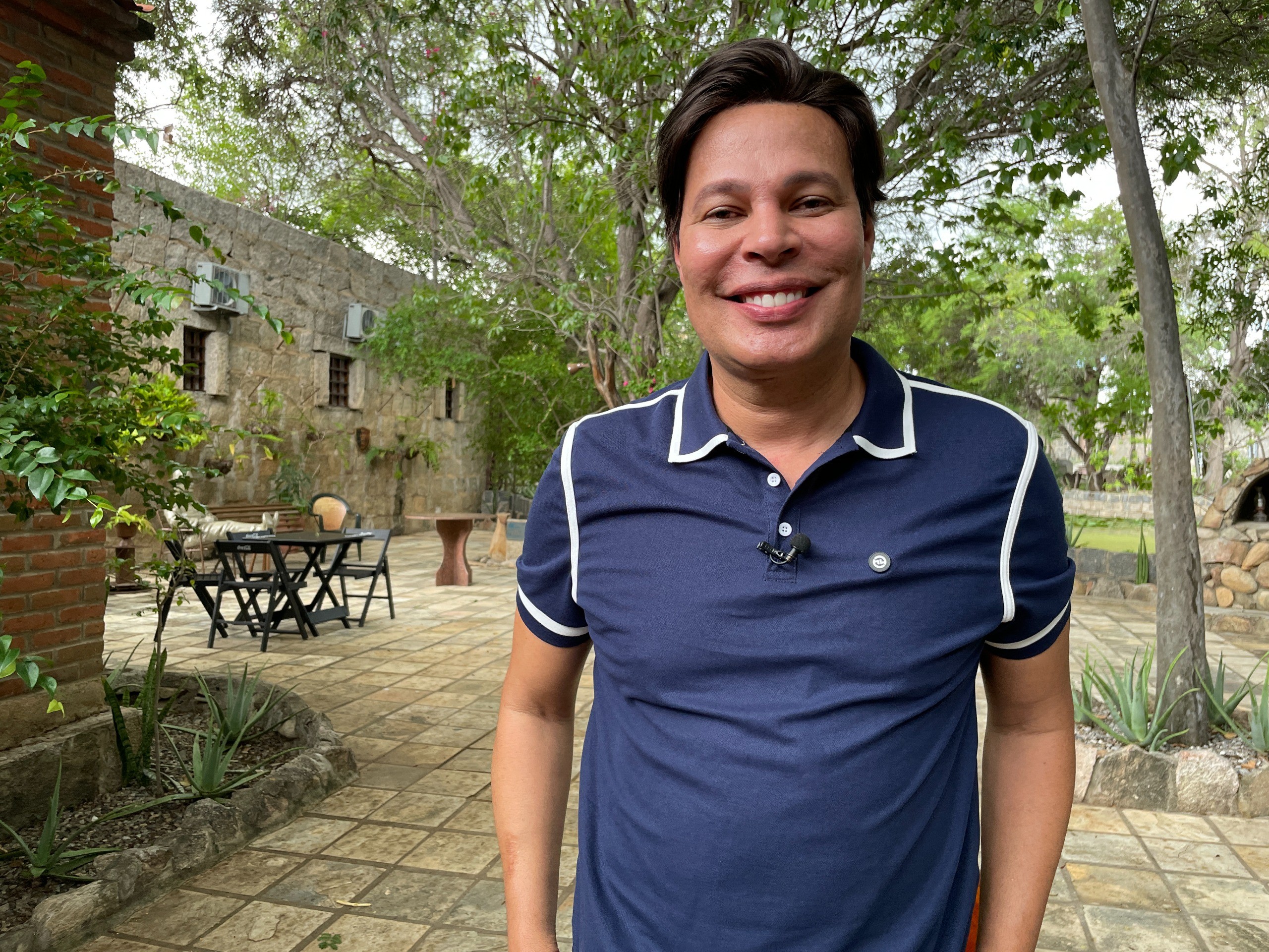 Ator há 29 anos na Paixão de Cristo vive cinco personagens, incluindo vilões, e relata reação do público: 'Ficam com raiva de mim'