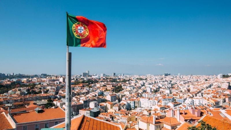 Cidadania portuguesa: como mudança em regra pode agilizar processo para brasileiros