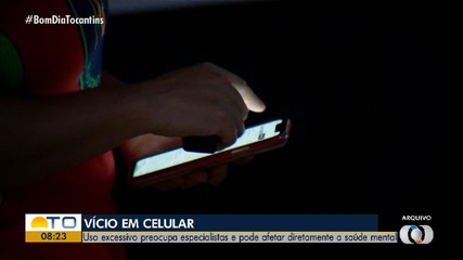 Psicóloga explica como uso excessivo de celular pode afetar a saúde mental