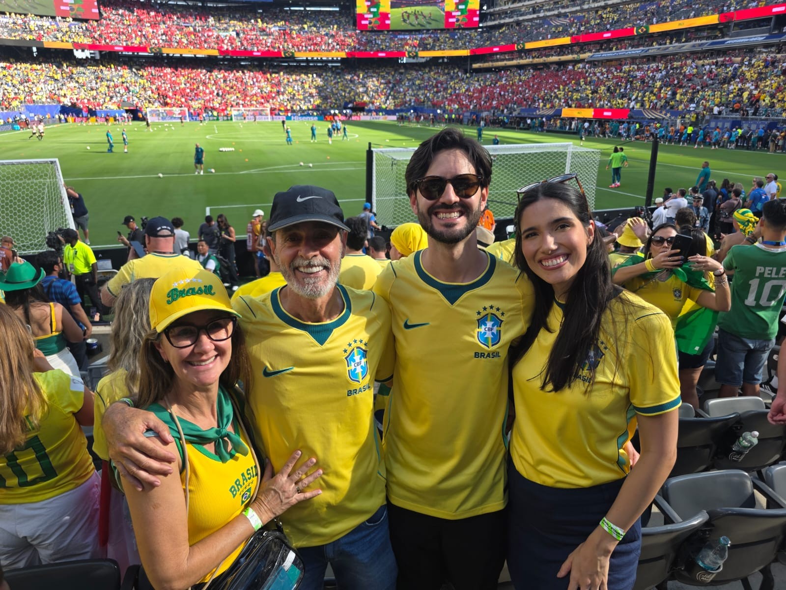 Família do interior de SP realiza sonho de assistir a jogo do Brasil em estádio pela Copa: 'Não existe rivalidade'
