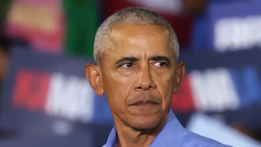 Barack Obama adverte sobre 'crise política sem precedentes' nos EUA após assassinato de Charlie Kirk - Ex-presidente criticou resposta do presidente Donald Trump, que prometeu combater 'esquerdistas radicais' após ataque contra o ativista conservador.