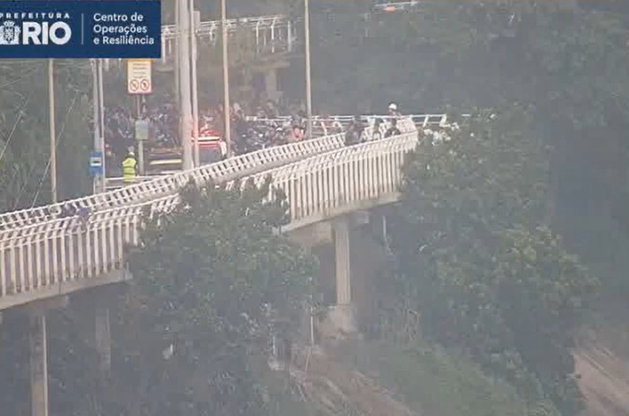 Acidente interdita pista da Avenida Niemeyer, na Zona Sul do Rio; uma pessoa morreu