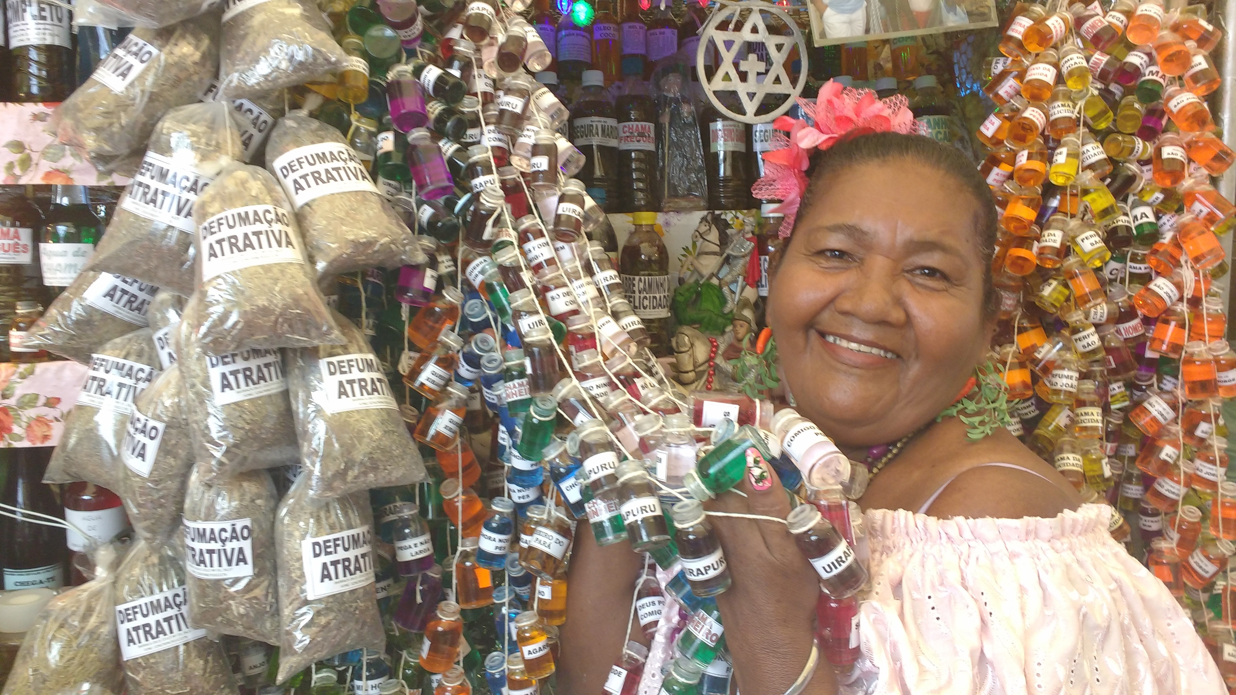 Aos 73 anos, morre Dona Coló, erveira do Ver-o-Peso e símbolo dos saberes da Amazônia