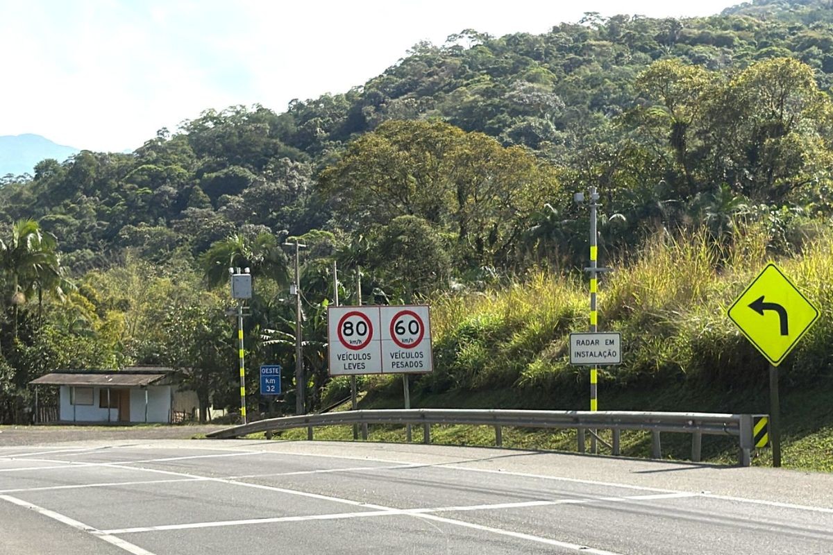 Rodovias federais no Paraná terão 16 novos radares em operação; saiba onde vão ficar