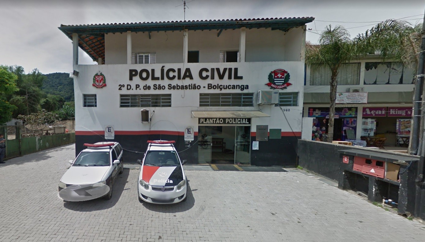 Ciclista de 24 anos morre em acidente com ônibus escolar em São Sebastião, SP