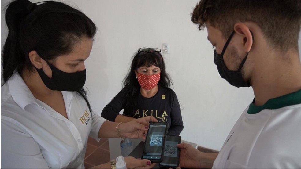 Evento realização a troca de recicláveis e artesanato por bônus na BDM — Foto: BDM Digital/Divulgação