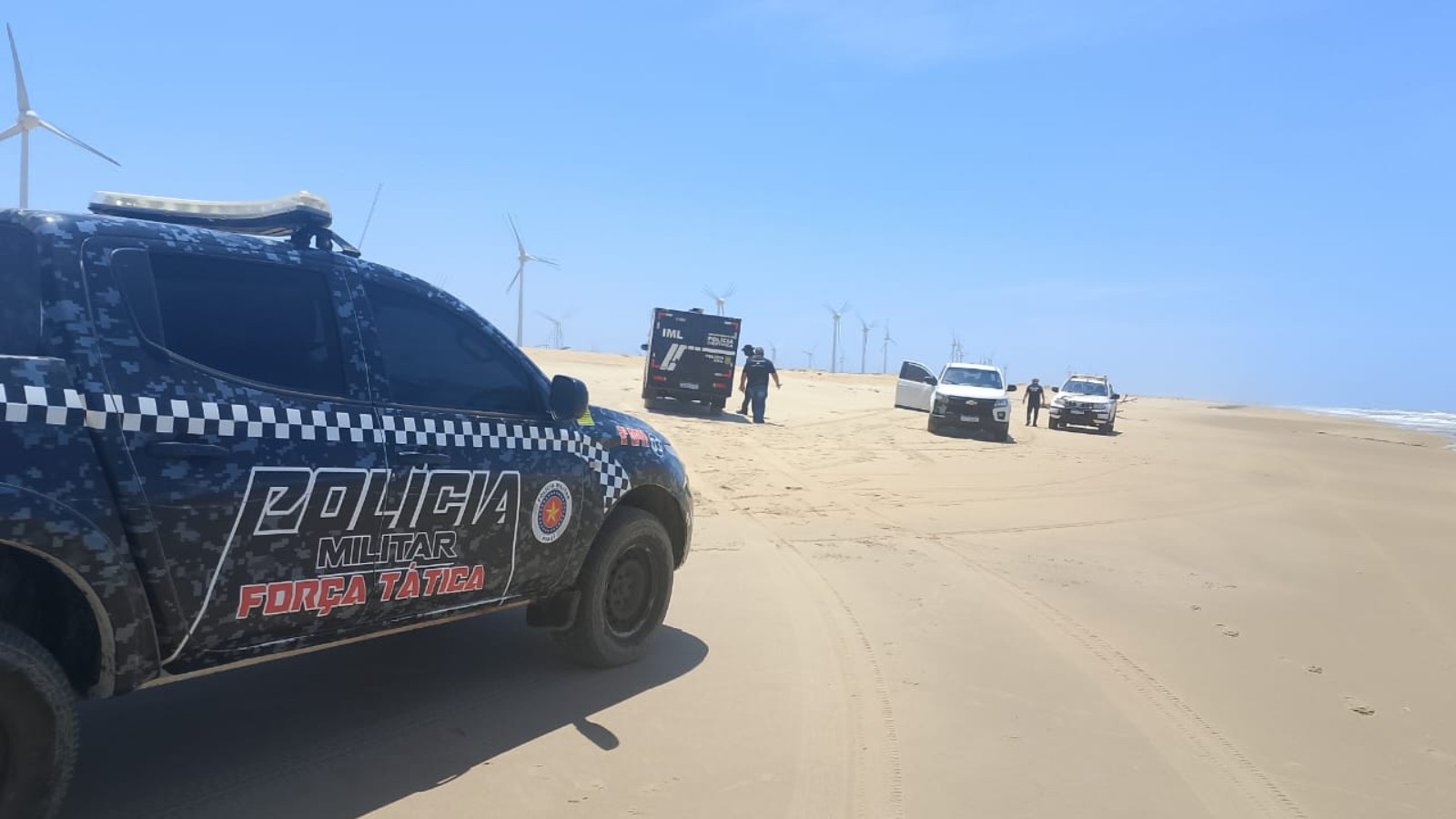 Corpo de homem é encontrado com mãos e pés amarrados em praia no litoral do Piauí