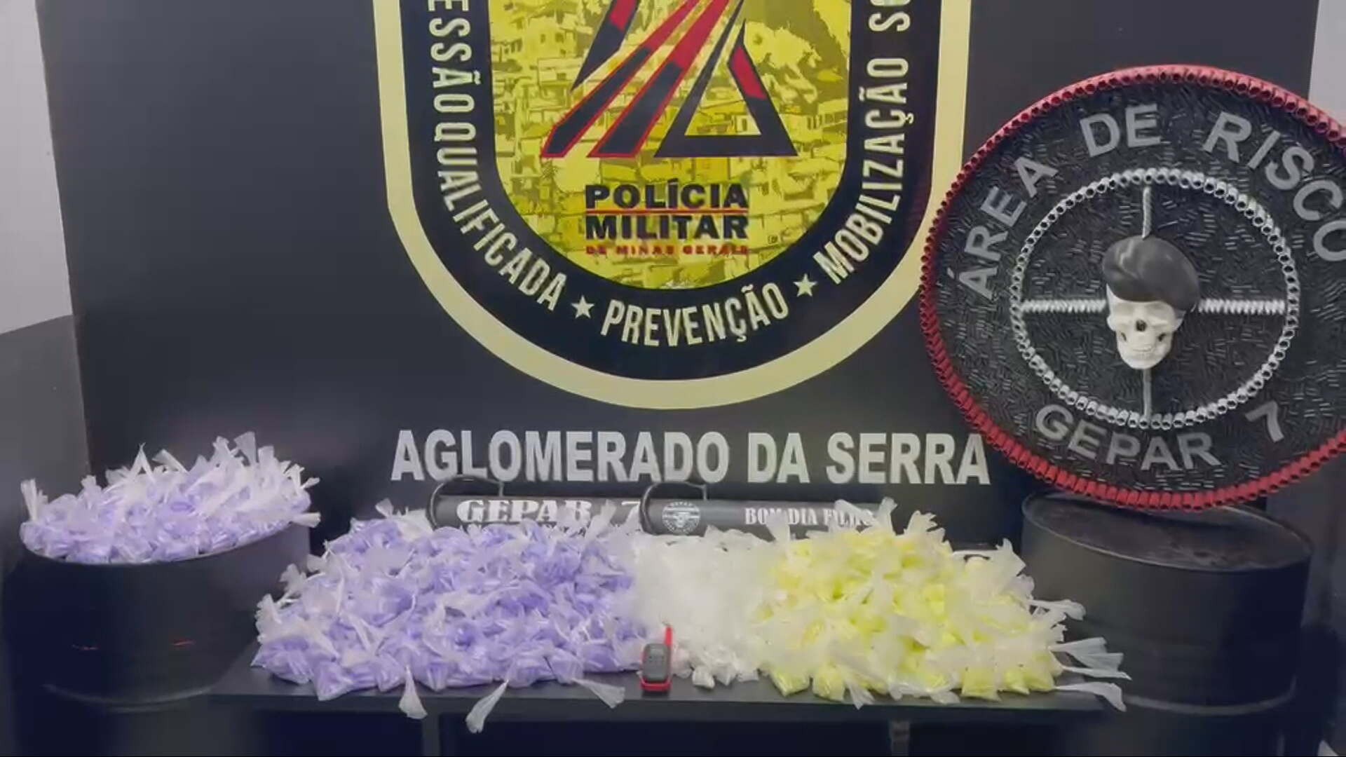 Homem é preso com mais de 17 mil pinos de cocaína em BH