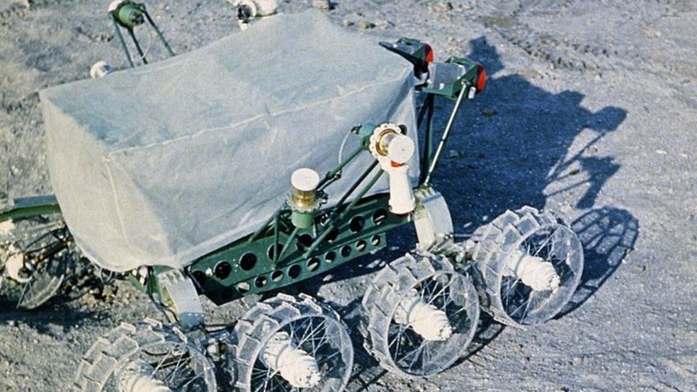 Teste para rover lunar soviético Lunokhod 1 em 1976; Rússia não envia uma missão à Lua há 46 anos — Foto: GETTY IMAGES via BBC