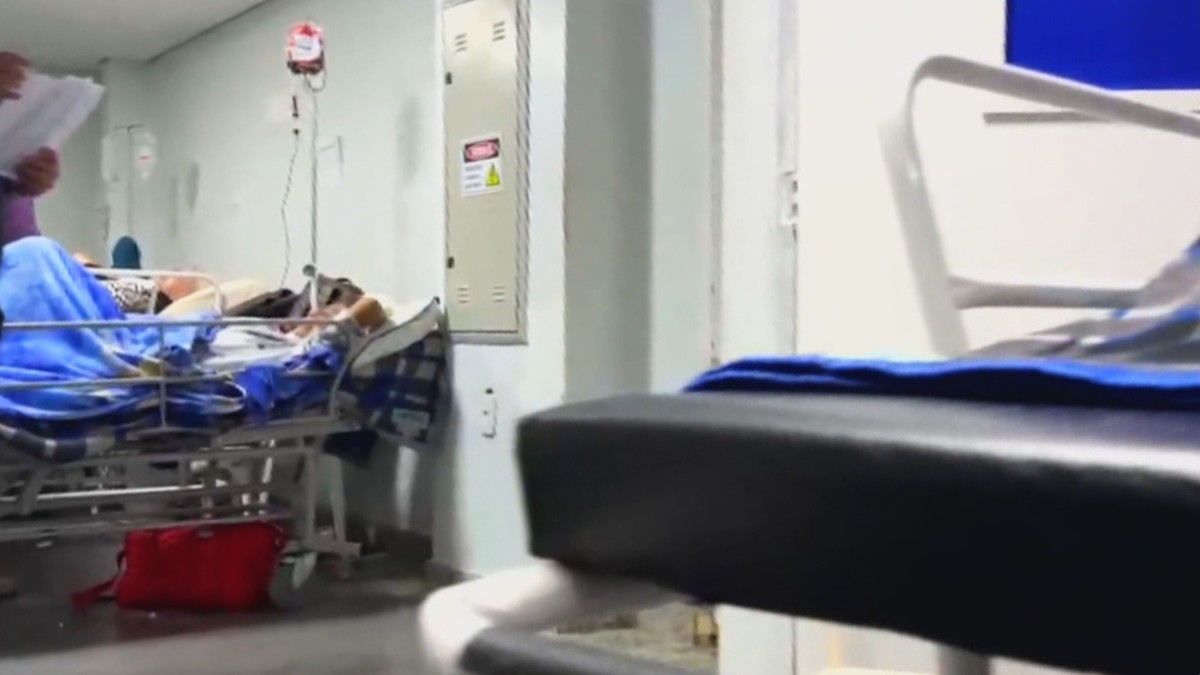 Pacientes graves esperam pelo menos três meses por transferência para atendimento especializado em Porto Alegre