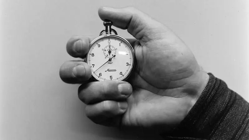 O que seu tempo de reação revela sobre sua saúde (e como medi-lo com teste caseiro simples)