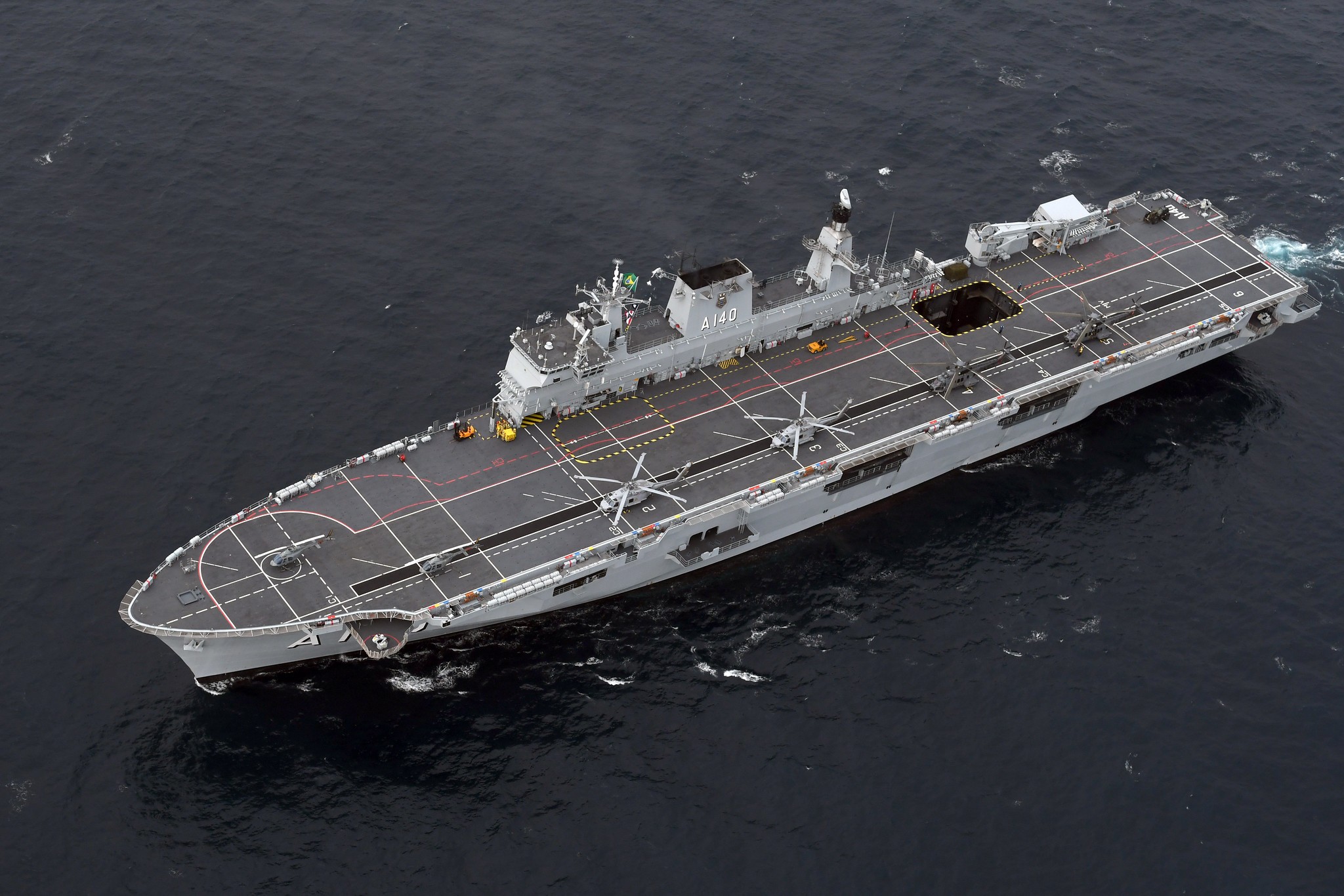 Navios da Marinha chegam ao Porto de Santos para visitação pública 