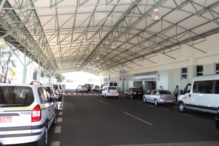 Uberlândia altera pontos de táxis e amplia vagas acessíveis; entenda o que muda