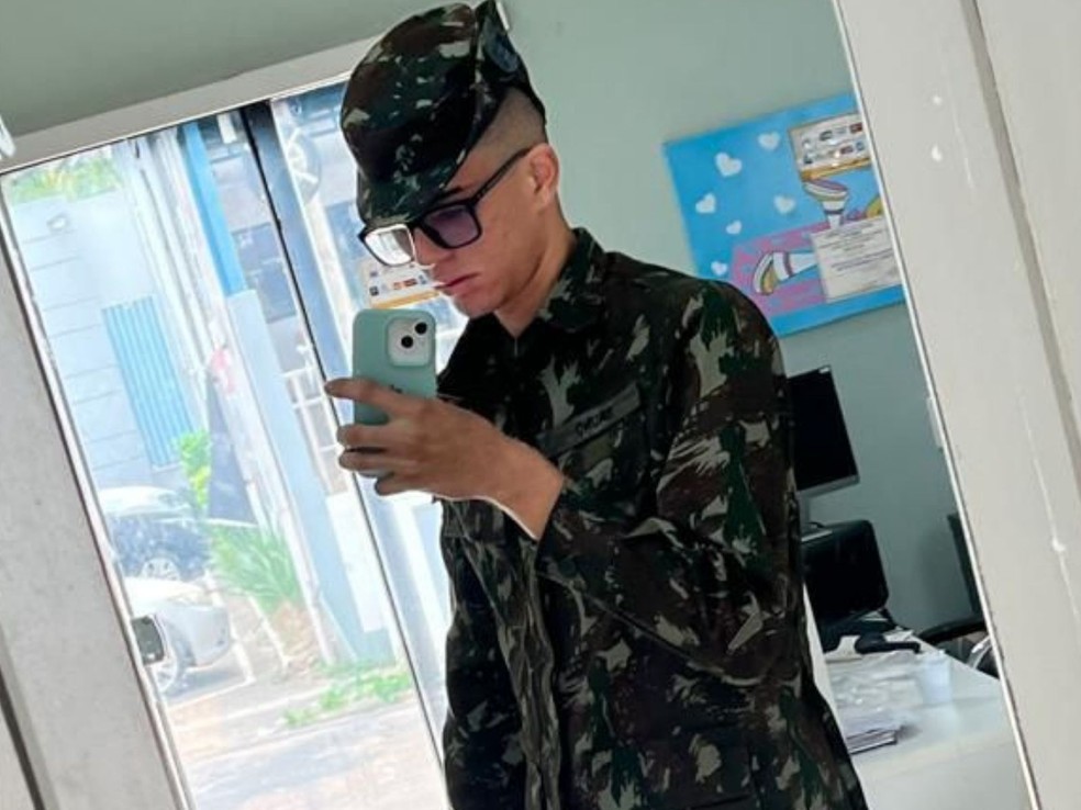 Vitor cumpriu o serviço militar por um ano no AC — Foto: Arquivo pessoal