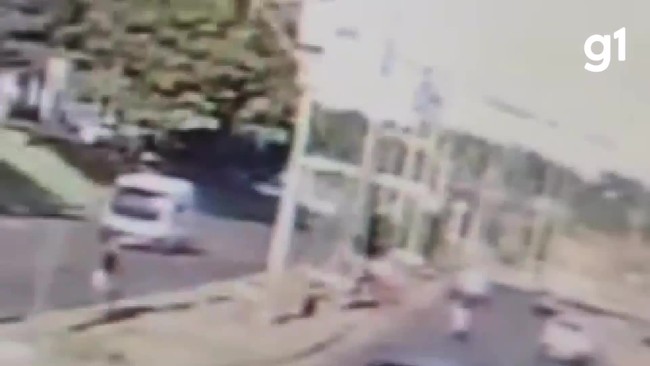 Homem atira no próprio filho após ser chamado de 'velho safado' por desligar  roteador de internet em Uberaba | Triângulo Mineiro | G1
