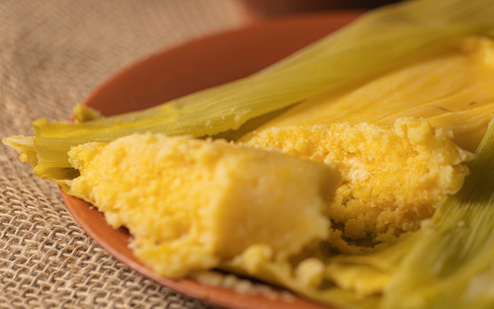 Pamonharia lança desafio e promete R$ 1 mil para quem comer 3kgs de pamonha em 20 minutos 
