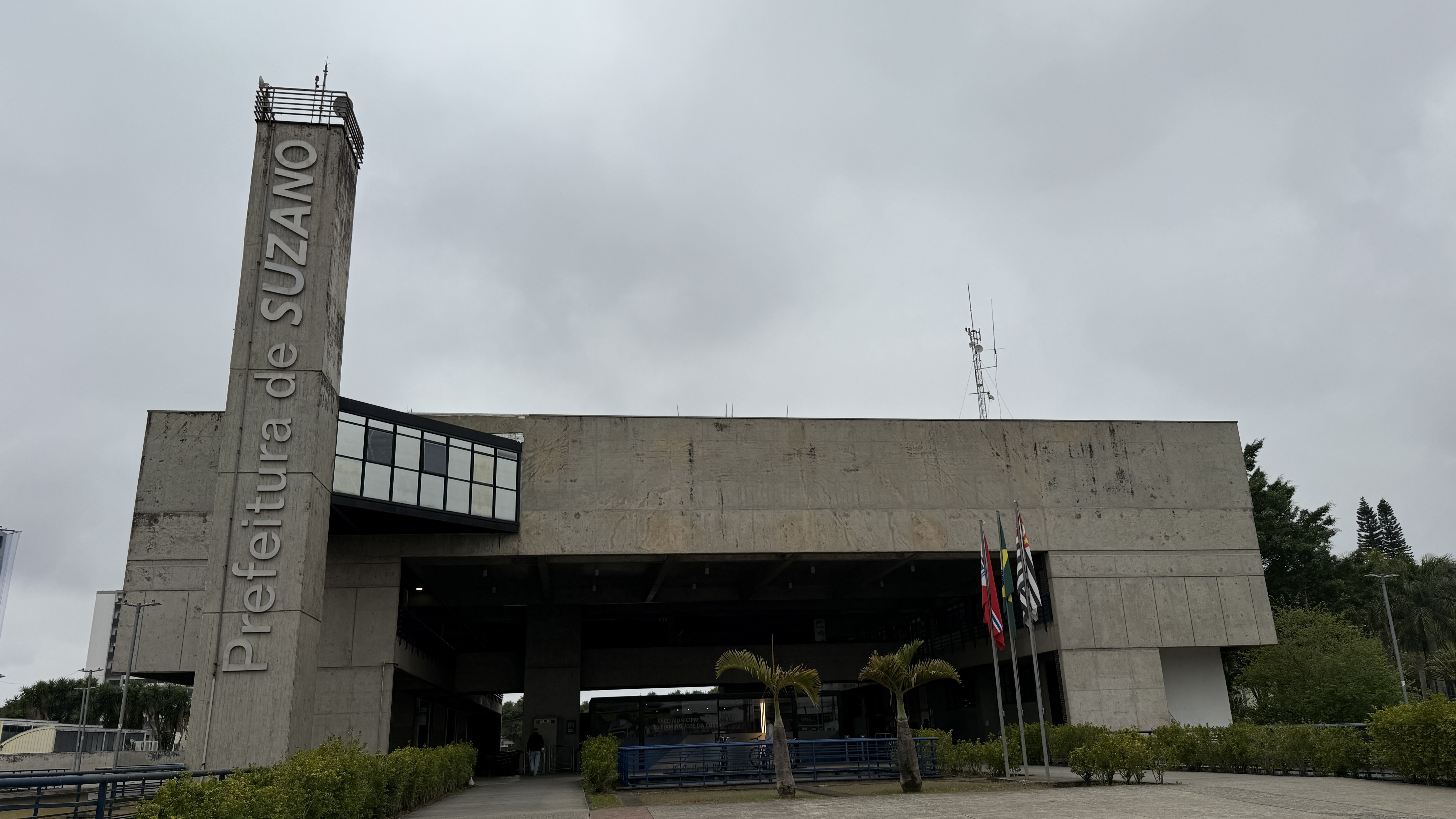Suzano abre inscrições para concurso público com salários de até R$ 12 mil; veja como se inscrever